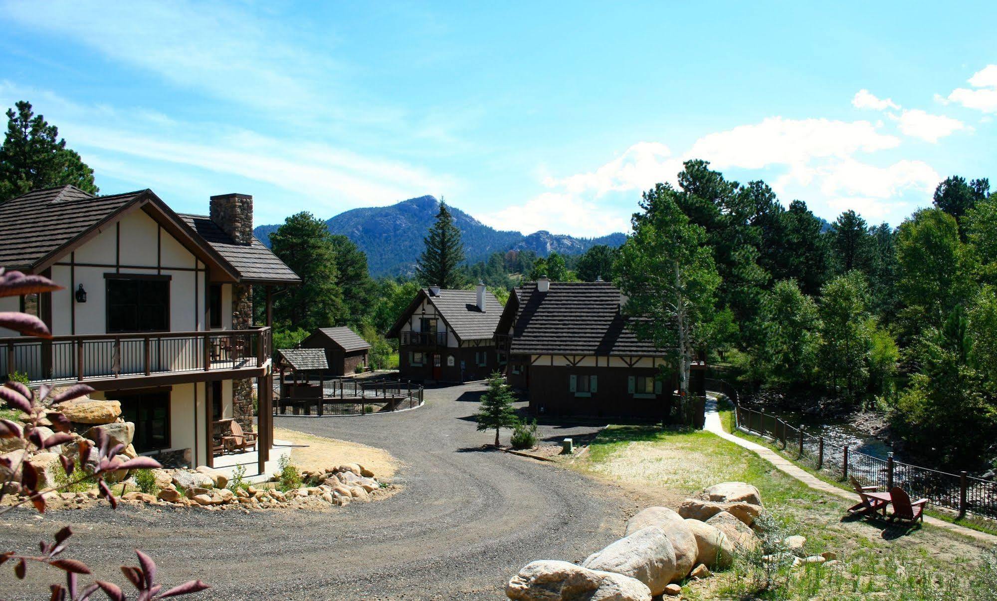 The Landing At Estes Park - Riverside Retreat Hotel Exterior photo